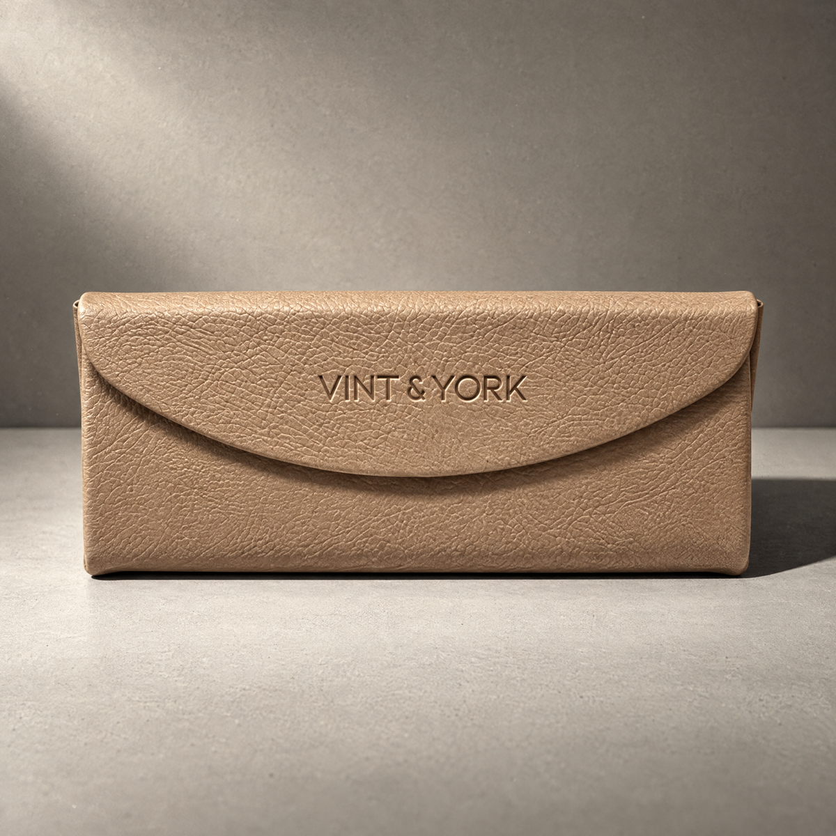 Leather Triangle Eyewear Case | Beige - Vint & York